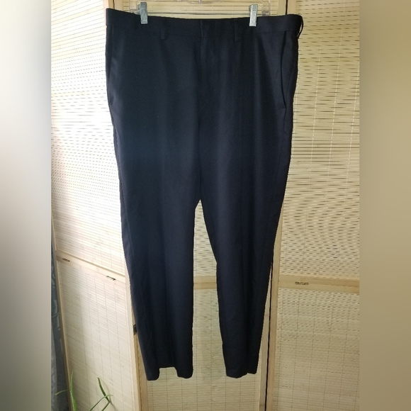 Mens Haggar Premium Comfort Straight-fit Flat-front dress pants - Picture 4 of 9